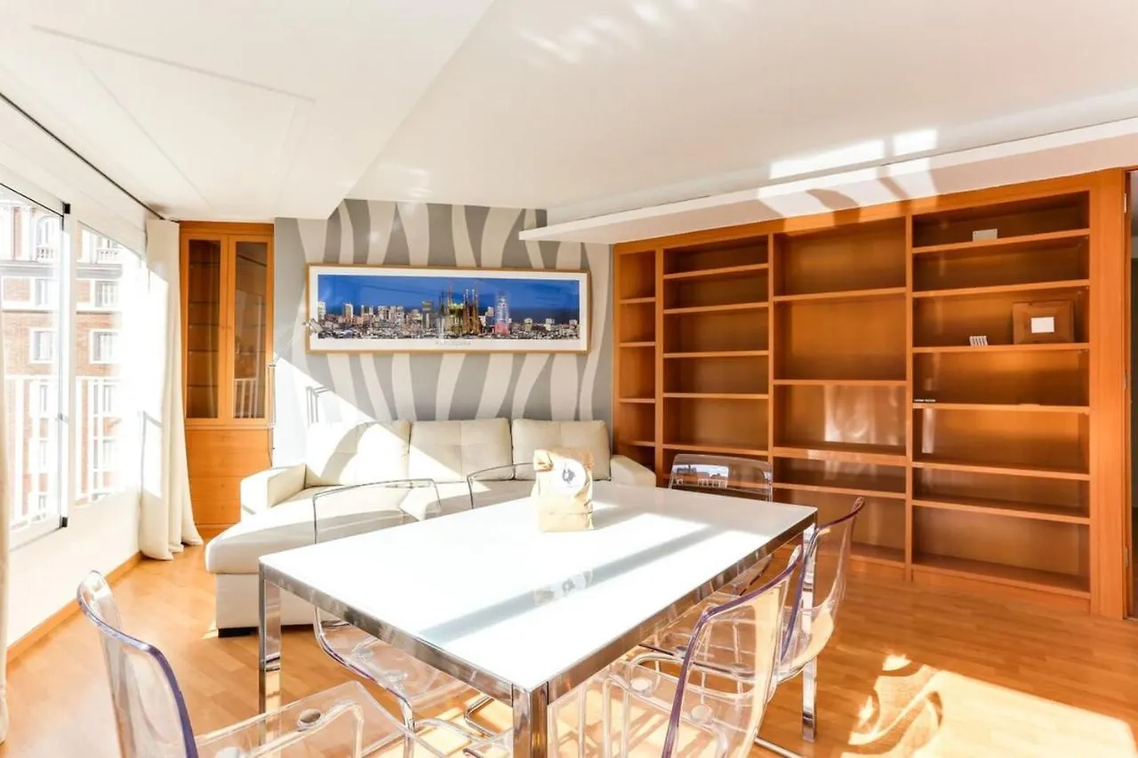 Luminous 2 Bedroom Next To Sagrada Familia Barcellona 0*,  Spagna